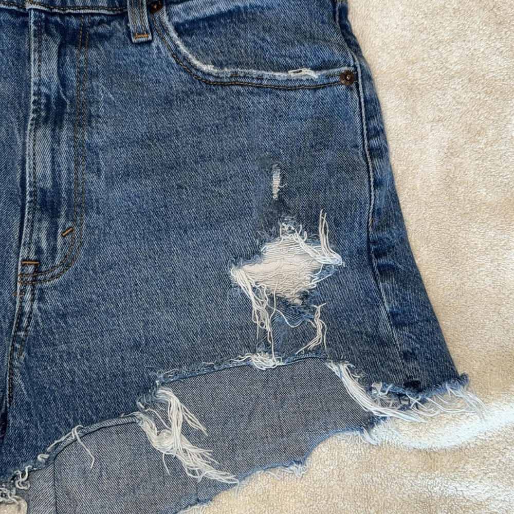 Abercrombie & Fitch Ripped Blue Jean Shorts - Picture 4 of 4